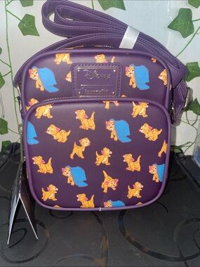 Loungefly Disney Oliver & Company Crossbody Bag (Flaw see photo)